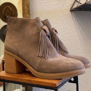 UGG Ankle Boots
